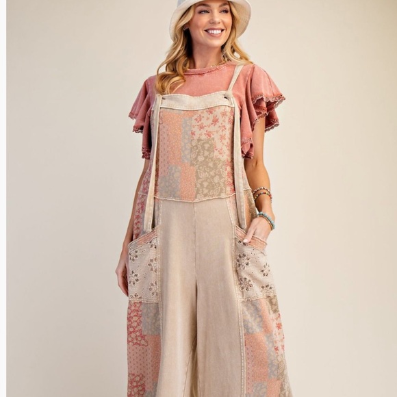 💕 Easel Boho Floral Jumpsuit - Picture 3 of 6